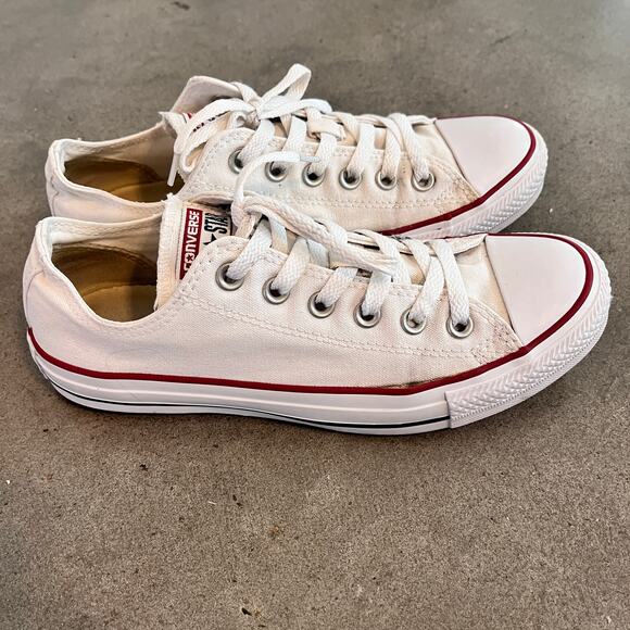 Converse  chuck taylor all star low top white canvas women size 8 sneaker shoes - Picture 2 of 13